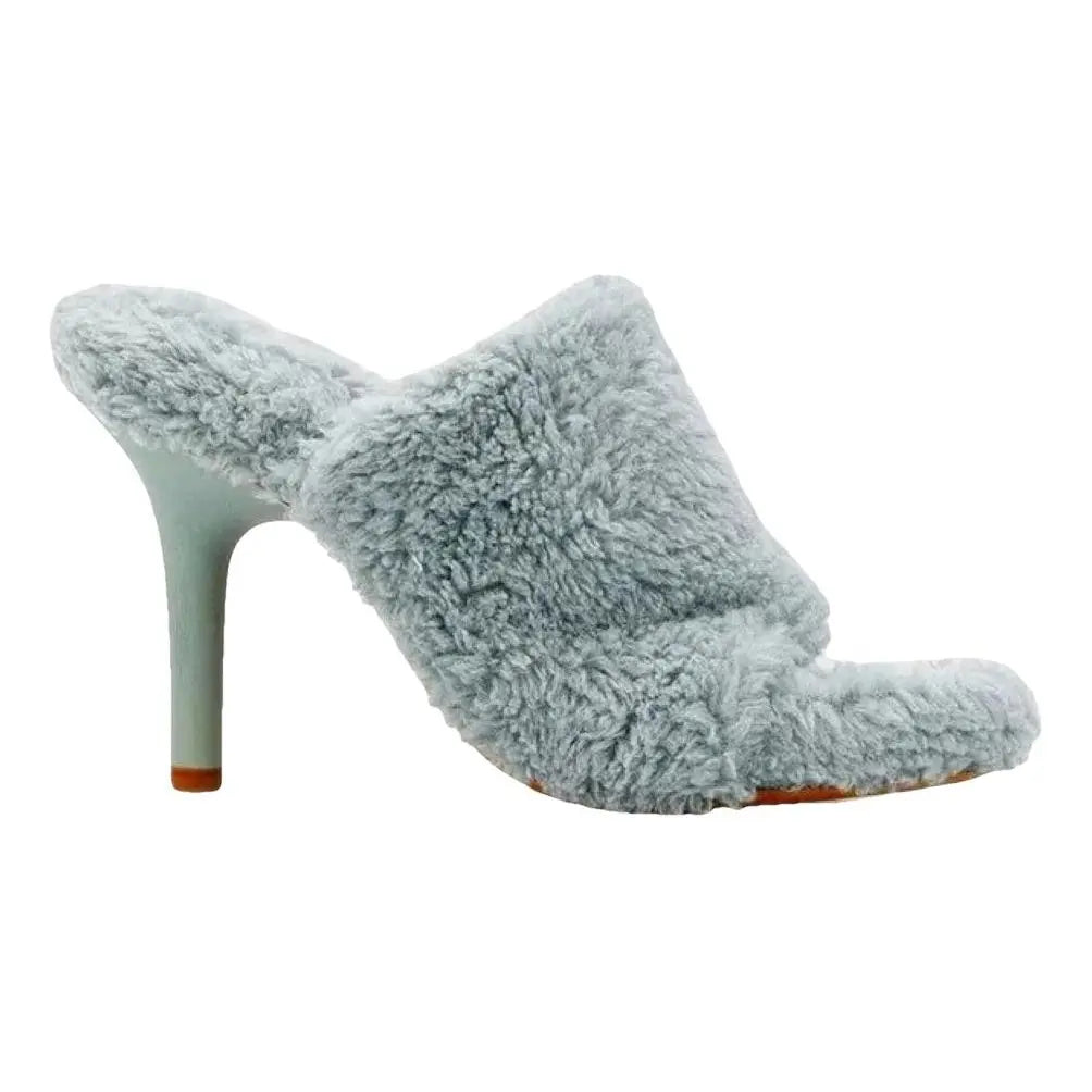 Yeezy Season 7 Mules