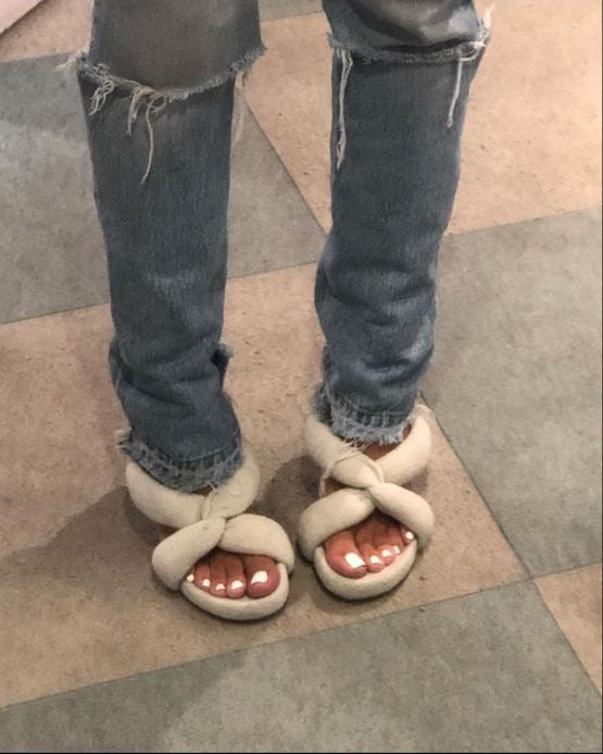 Yeezy Season 7 Mules