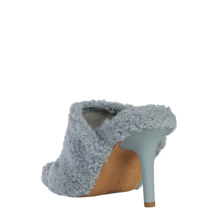 Yeezy Season 7 Mules