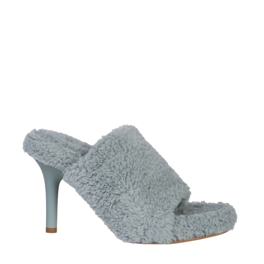 Yeezy Season 7 Mules