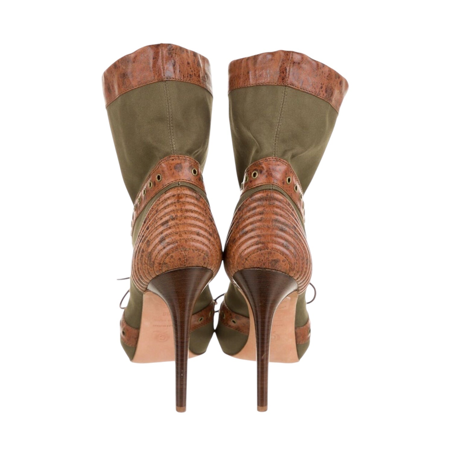 Alexander McQueen SS 2010  “Plato’s Atlantis” Faithful Boots