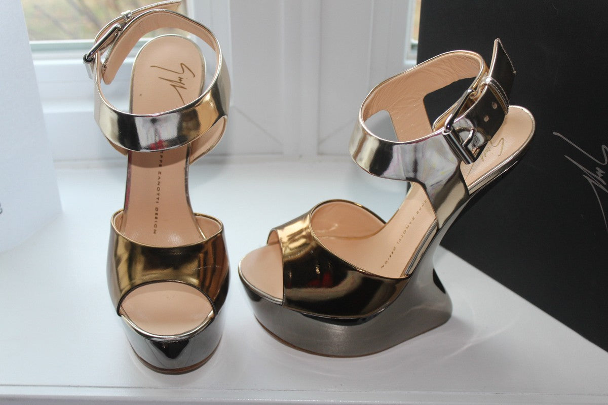 Giuseppe Zanotti "Alien" Gold Wedges